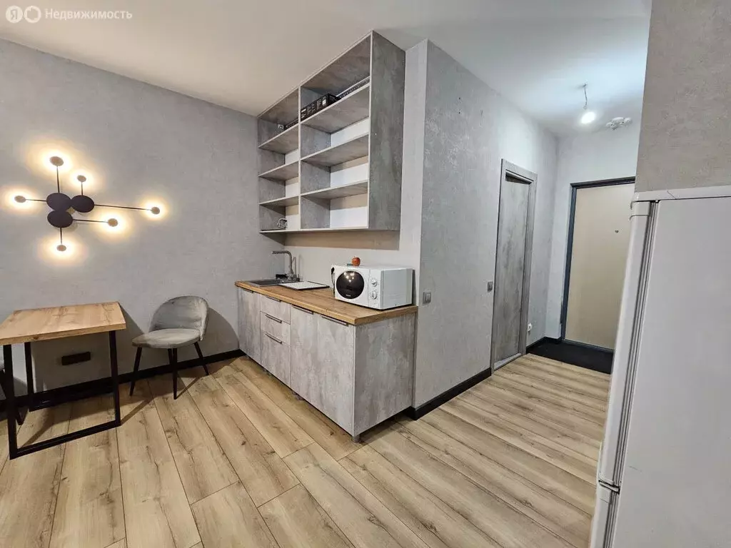 1-комнатная квартира: Екатеринбург, Широкий переулок, 6 (30 м) - Фото 2