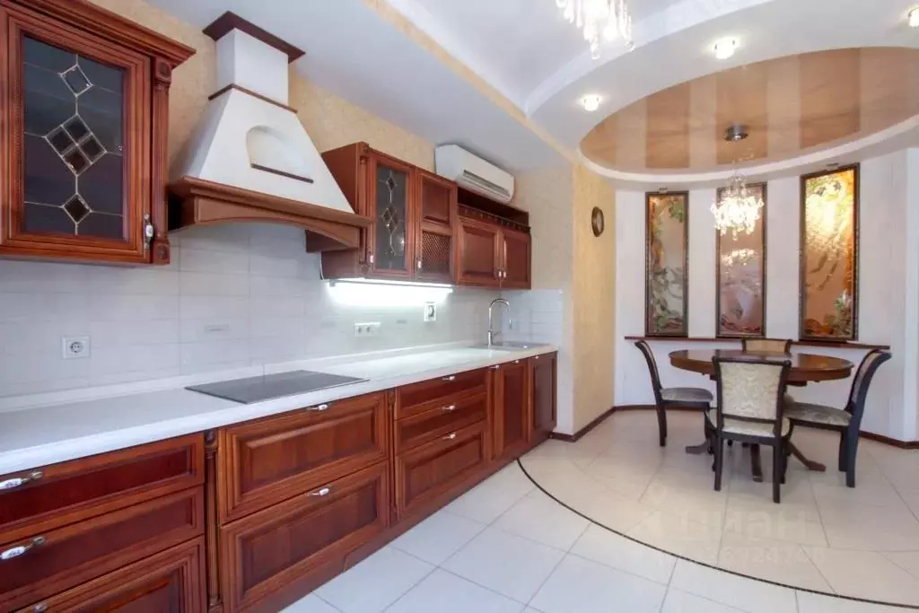 3-к кв. Свердловская область, Екатеринбург ул. Хохрякова, 72 (110.0 м) - Фото 1