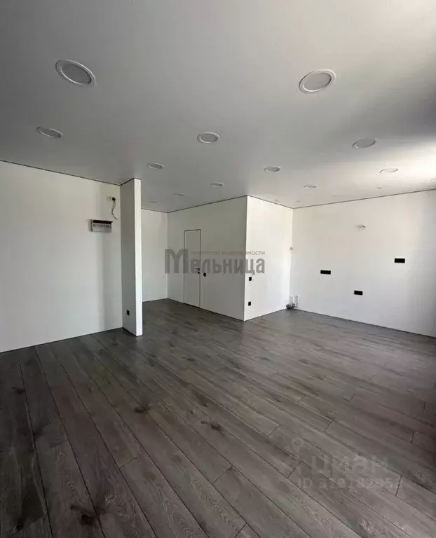 Студия Волгоградская область, Волгоград ул. Степанищева, 2А (34.2 м) - Фото 1