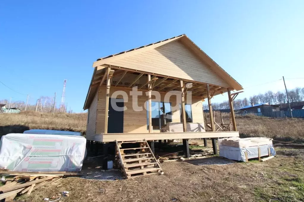 Дом в Красноярский край, Емельяново городское поселение, д. Творогово ... - Фото 0