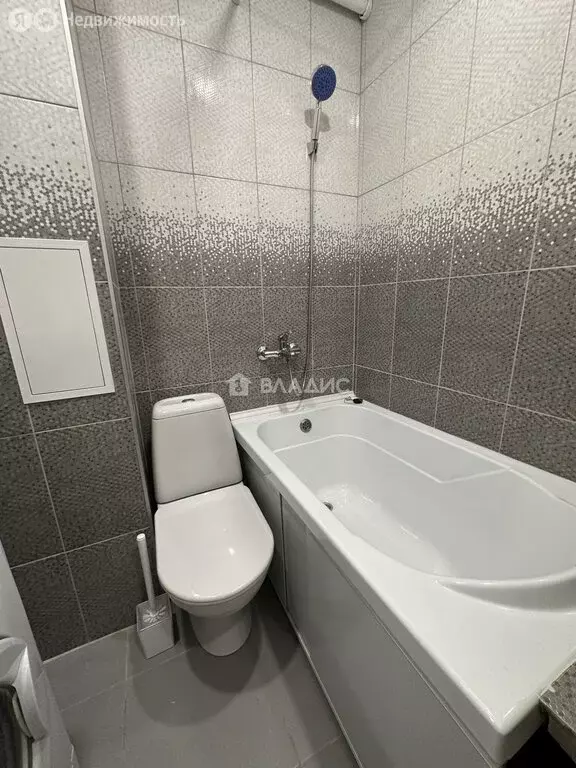 Квартира-студия: Нижний Новгород, улица Космонавта Комарова, 11 (13 м) - Фото 1