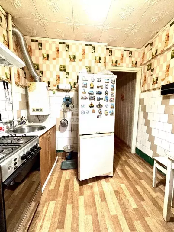 3-к кв. Брянская область, Брянск ул. Молодой Гвардии, 83 (59.2 м) - Фото 1