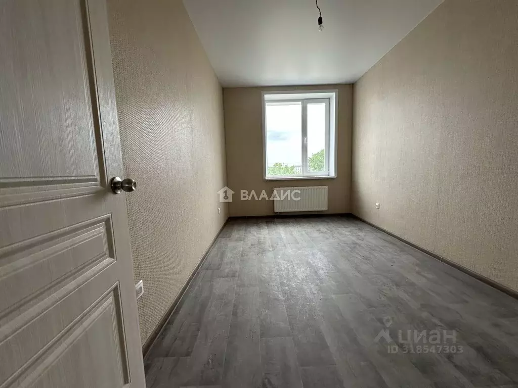 3-к кв. Коми, Микунь Усть-Вымский район, 2-й пер., 3 (65.3 м) - Фото 1