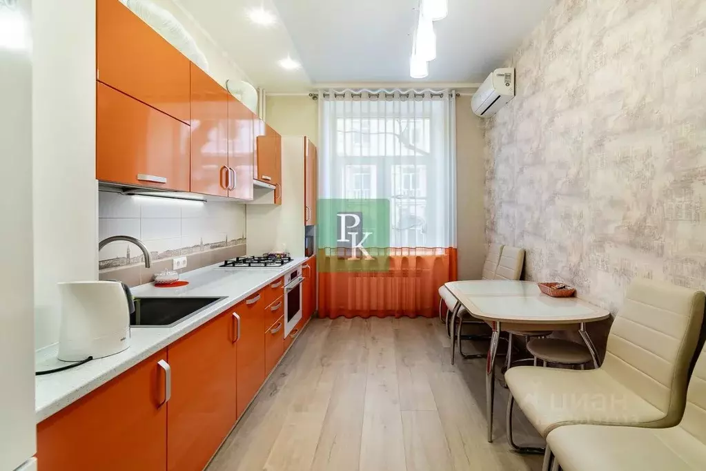 5-к кв. Севастополь просп. Нахимова, 10 (130.0 м) - Фото 1