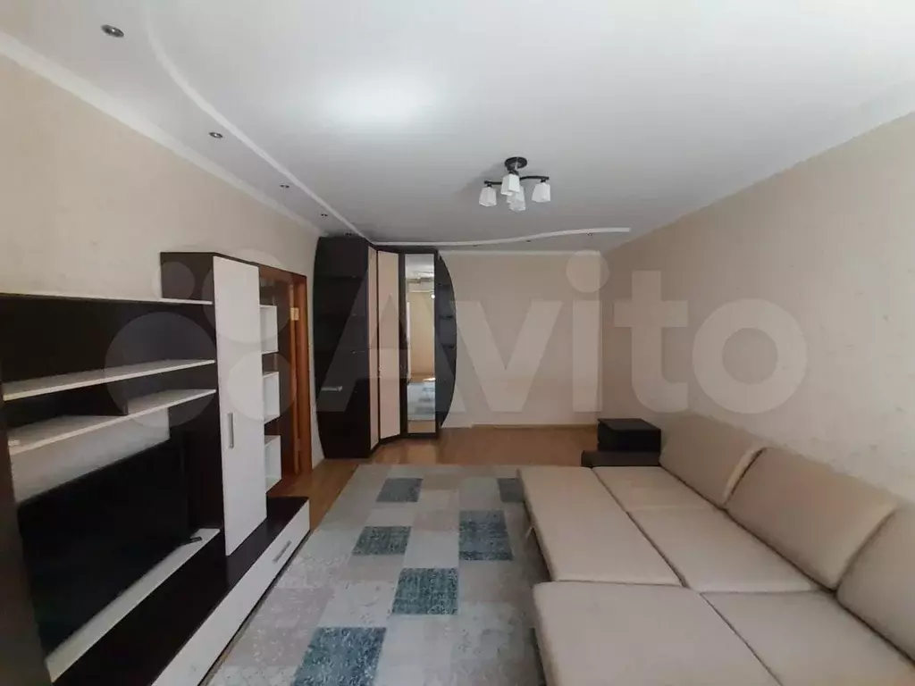 1-к. квартира, 44 м, 4/10 эт. - Фото 0