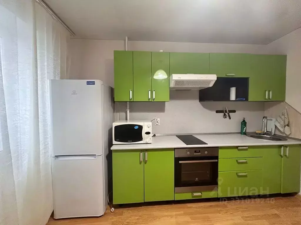 1-к кв. Башкортостан, Уфа Баязита Бикбая ул., 27/1 (35.0 м) - Фото 1