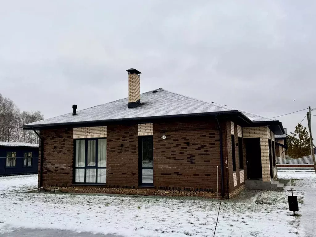 Дом в Омская область, Омский район, с. Пушкино ул. Ленского (105 м) - Фото 2