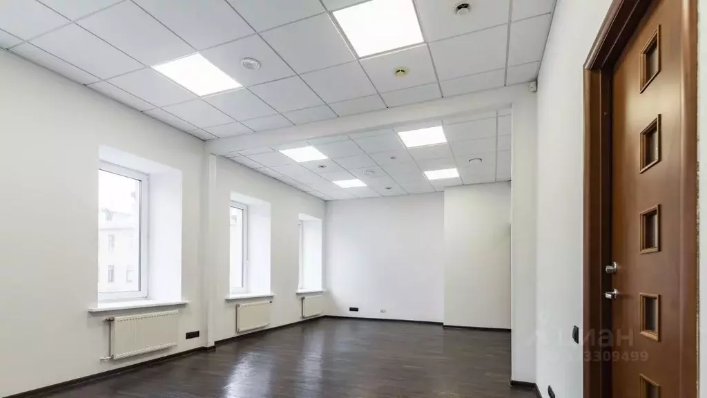 Офис в Санкт-Петербург ул. Кропоткина, 1 (43 м) - Фото 1