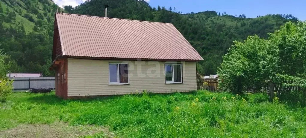 Дом в Алтай, Чемальский район, с. Чемал ул. Цветочная, 9 (52 м) - Фото 1