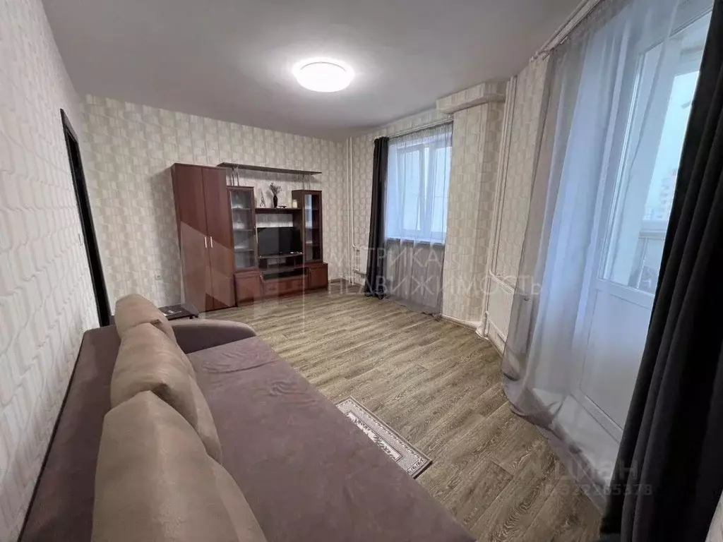 1-к кв. Тюменская область, Тюмень ул. Станислава Карнацевича, 5 (42.8 ... - Фото 1