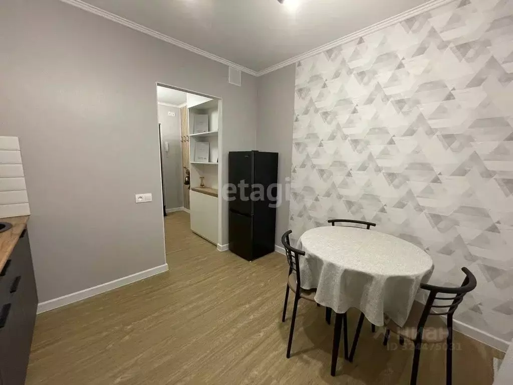 1-к кв. Тюменская область, Тюмень ул. Александра Логунова, 4/4 (32.5 ... - Фото 1