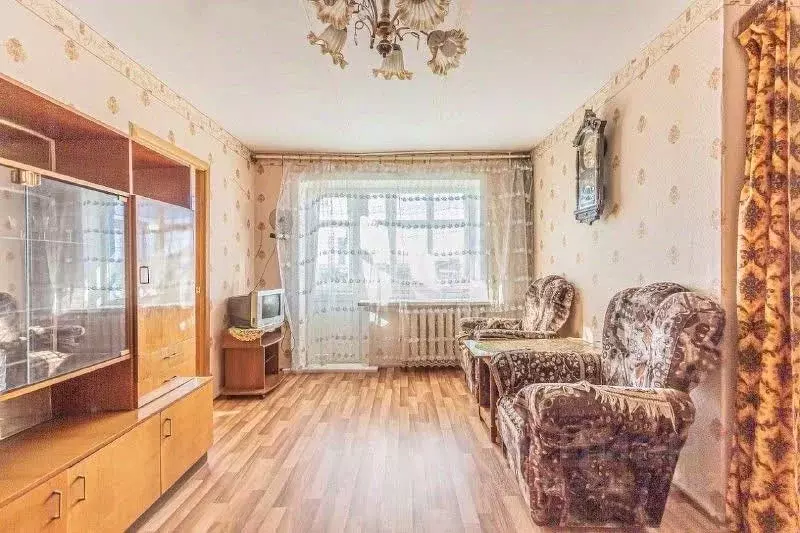 2-к кв. Сахалинская область, Холмск Советская ул., 101 (43.5 м) - Фото 1