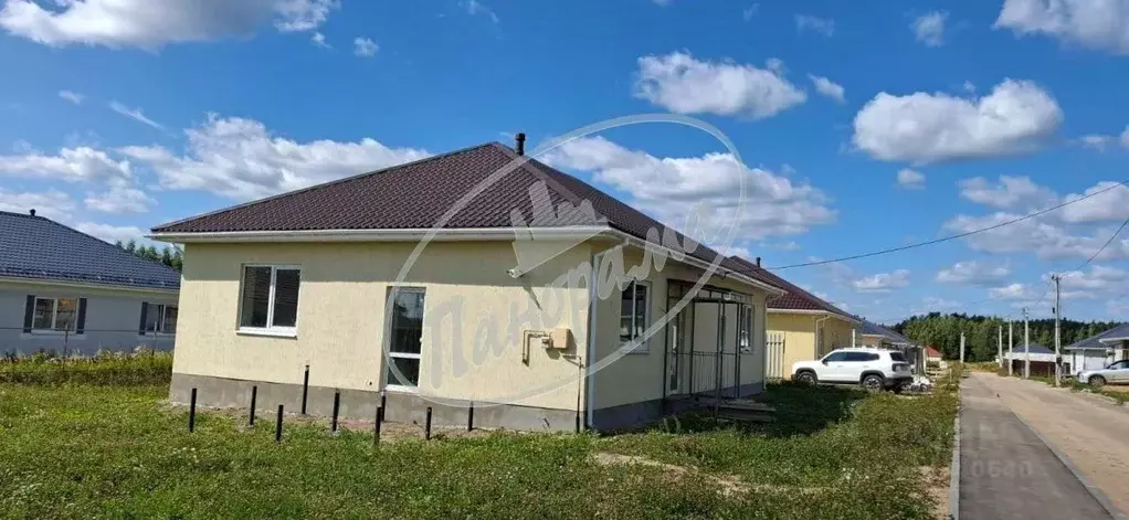 Дом в Калужская область, Калуга ул. Непокоренных Ленинградцев (120 м) - Фото 2