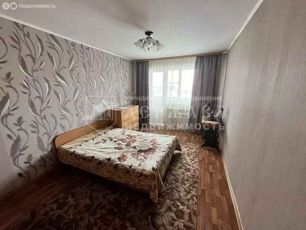 3-комнатная квартира: Топки, Топкинская улица, 23 (61 м) - Фото 0