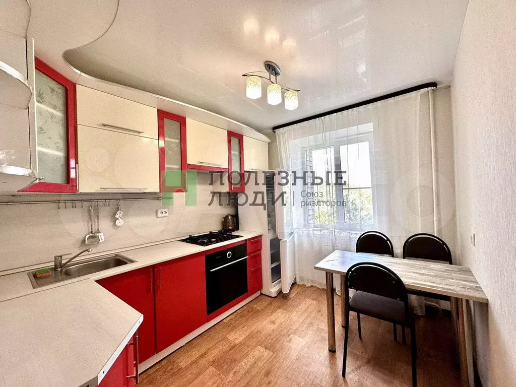 3-к. квартира, 65 м, 3/9 эт. - Фото 0