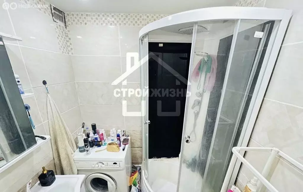 2-комнатная квартира: Екатеринбург, улица Сыромолотова, 12 (48 м) - Фото 0