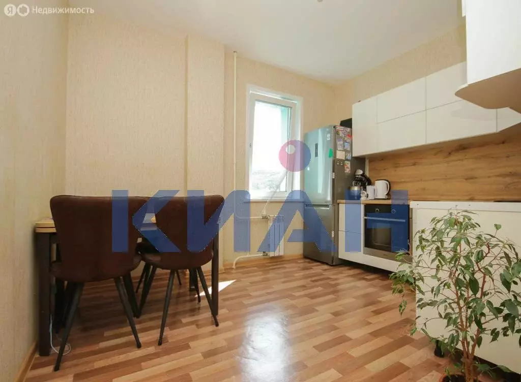 2-комнатная квартира: Красноярск, улица Александра Матросова, 32 (48.2 ... - Фото 0