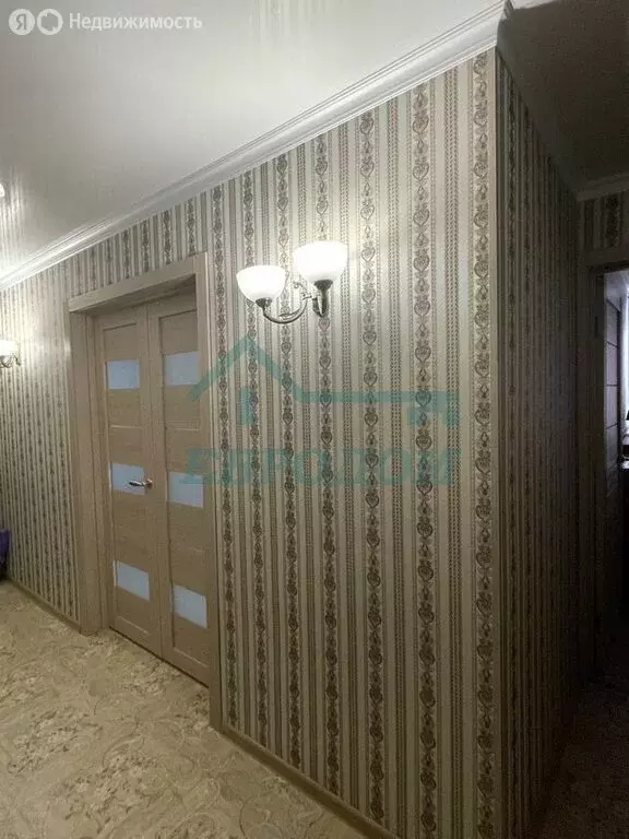 4-комнатная квартира: Новосибирск, Широкая улица, 23 (79.3 м) - Фото 1