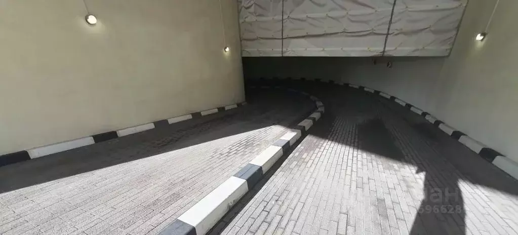 Гараж в Москва Старый Петровско-Разумовский проезд, 2 (15 м) - Фото 1