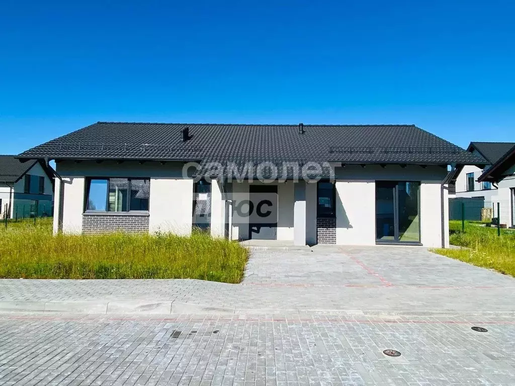 Дом в Калининградская область, Гурьевский муниципальный округ, пос. ... - Фото 1