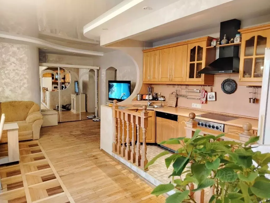 2-к кв. Санкт-Петербург Выборгское ш., 5К1 (104.1 м) - Фото 0