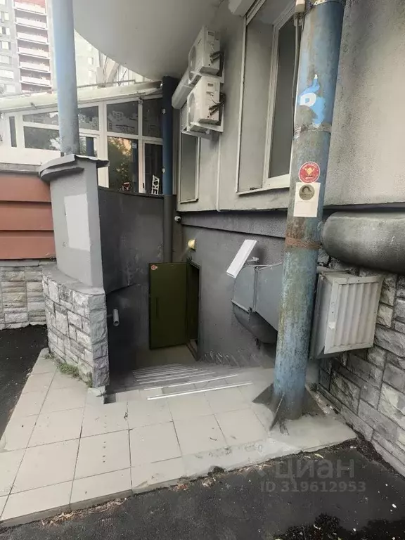 Помещение свободного назначения в Москва 2-я Владимирская ул., 8К1 (40 ... - Фото 0