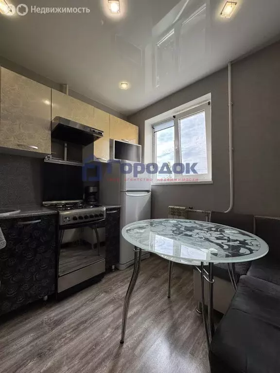 2-комнатная квартира: Каменск-Уральский, улица Прокопьева, 19 (43.6 м) - Фото 0