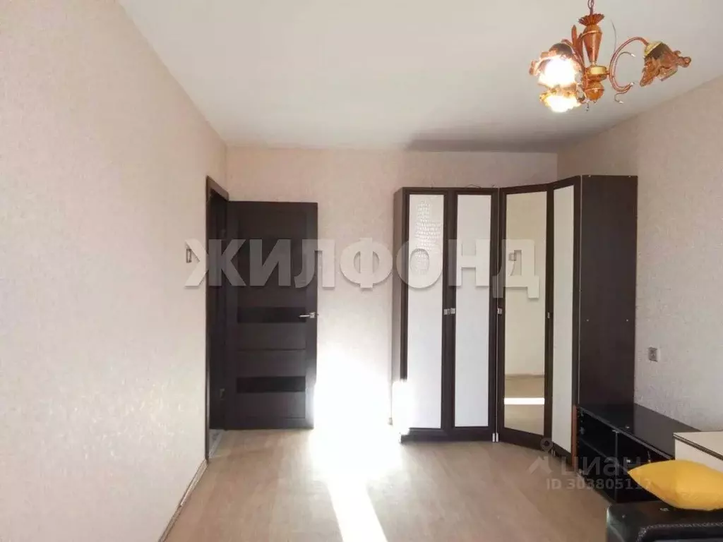 2-к кв. Хакасия, Абакан ул. Дзержинского, 179 (44.5 м) - Фото 1