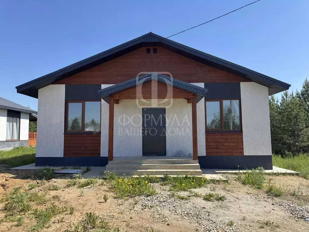 Дом в Свердловская область, Белоярский муниципальный округ, пос. ... - Фото 1