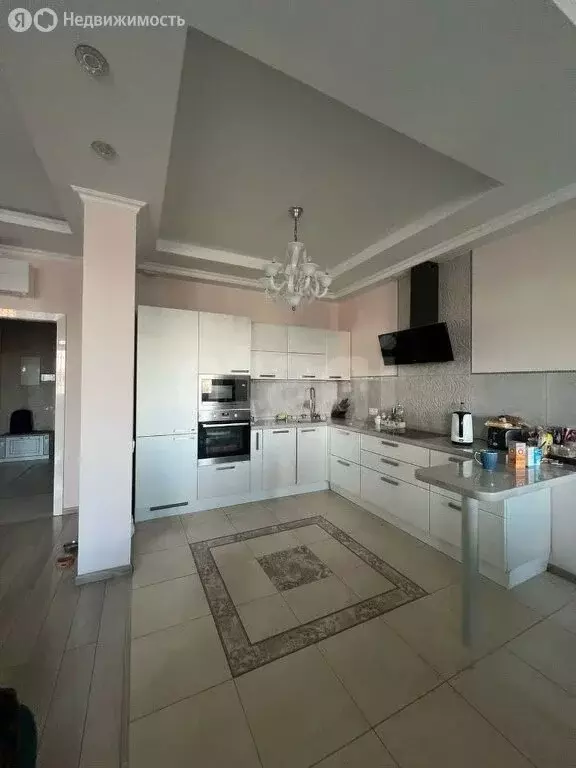 3-комнатная квартира: Реутов, улица Реутовских Ополченцев, 10 (129 м) - Фото 1