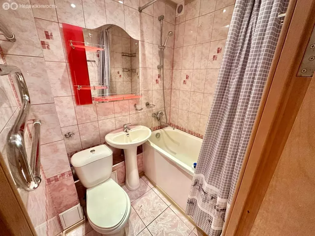 1-комнатная квартира: Петропавловск-Камчатский, проспект Циолковского, ... - Фото 1