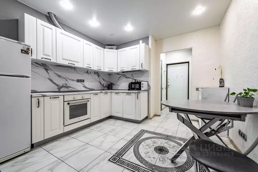 Студия Ленинградская область, Мурино Всеволожский район, ул. ... - Фото 1