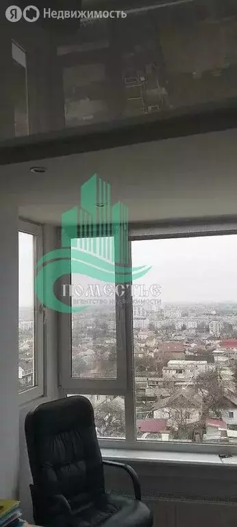 2-комнатная квартира: Феодосия, Симферопольское шоссе, 24Е (67.9 м) - Фото 1