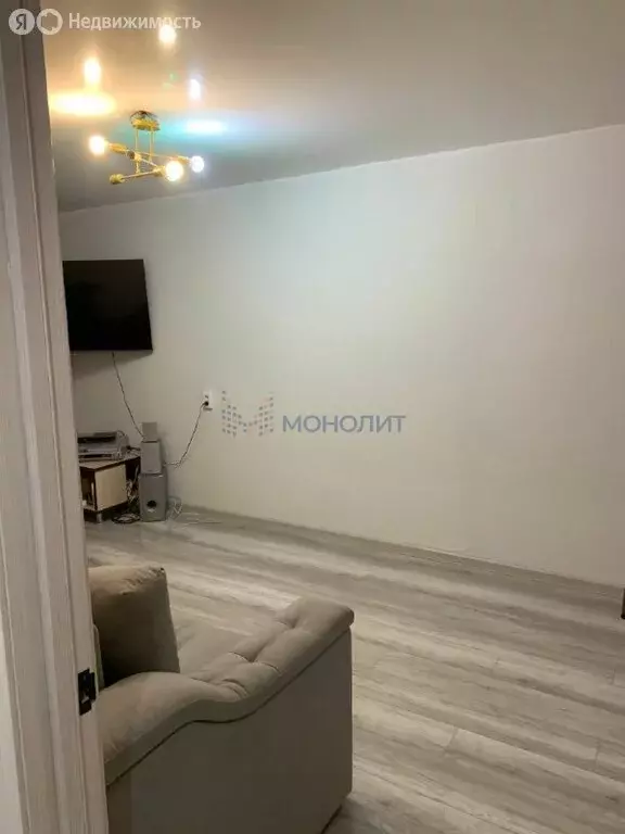 1-комнатная квартира: Киров, улица Екатерины Кочкиной, 8к1 (33.2 м) - Фото 1