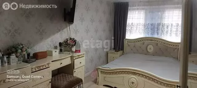 3-комнатная квартира: Грозный, улица Новаторов, 13 (65 м) - Фото 1