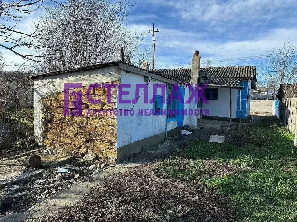 Дом в село Грушевка, Советская улица, 135 (90 м) - Фото 0