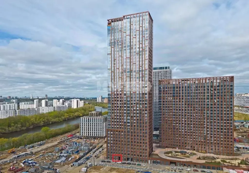 Помещение свободного назначения в Москва Шелепихинская наб., 40к1 (90 ... - Фото 0