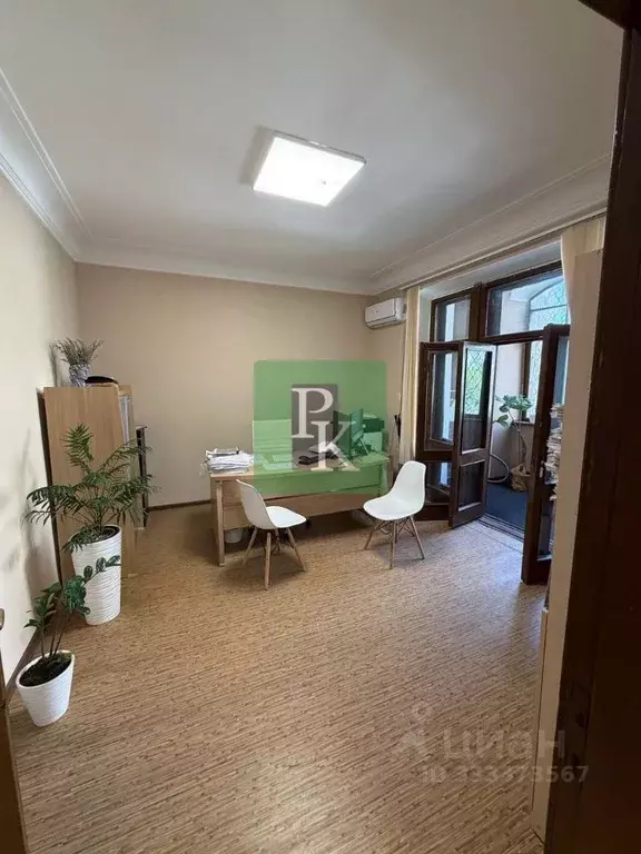 3-к кв. Севастополь ул. Суворова, 31 (69.3 м) - Фото 0