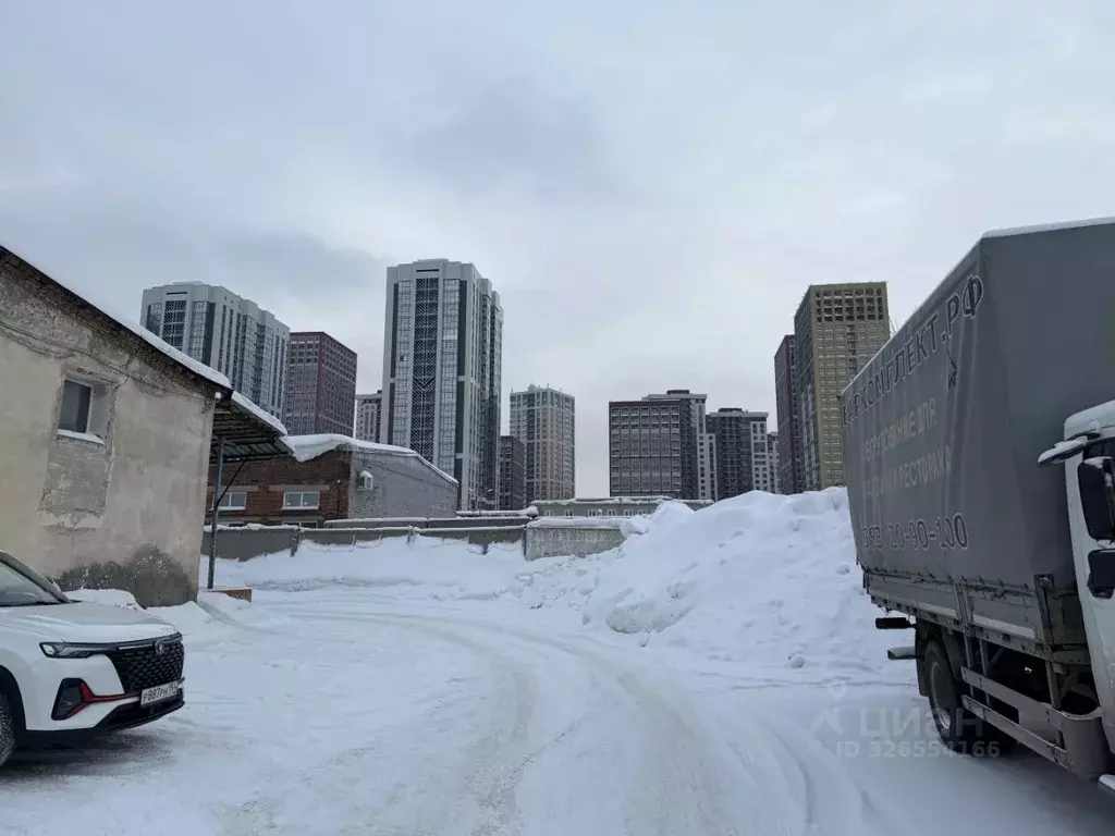 Склад в Новосибирская область, Новосибирск ул. Семьи Шамшиных, 99 (75 ... - Фото 1