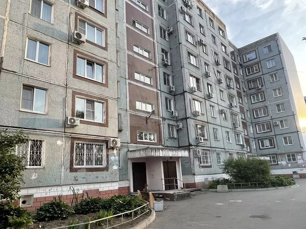 3-к. квартира, 70 м, 1/8 эт. - Фото 0