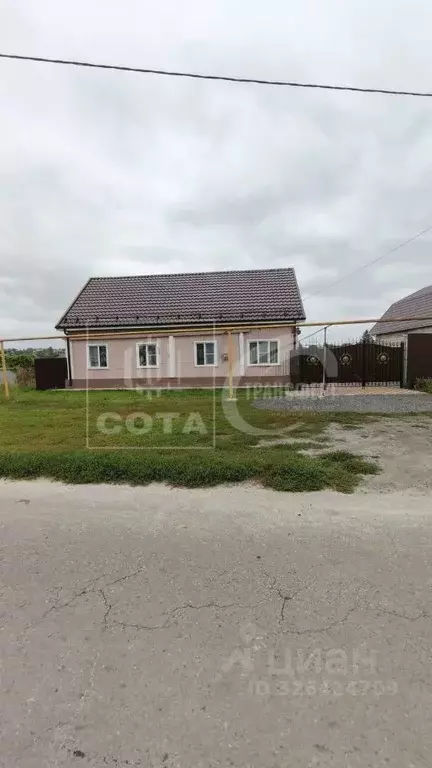 Дом в Воронежская область, Хохольское городское поселение, с. Хохол ... - Фото 2