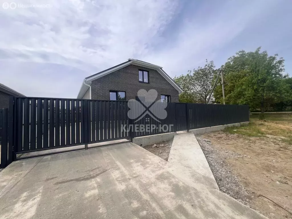 Дом в посёлок городского типа Ильский, Длинная улица (130 м) - Фото 2