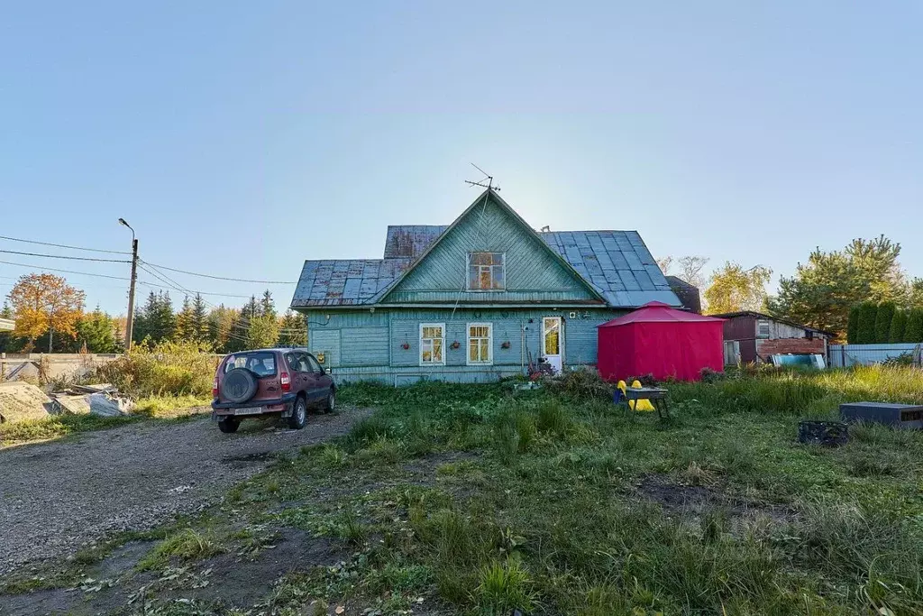 Дом в Санкт-Петербург пос. Лисий Нос, ул. 1-я Полянская (100 м) - Фото 1