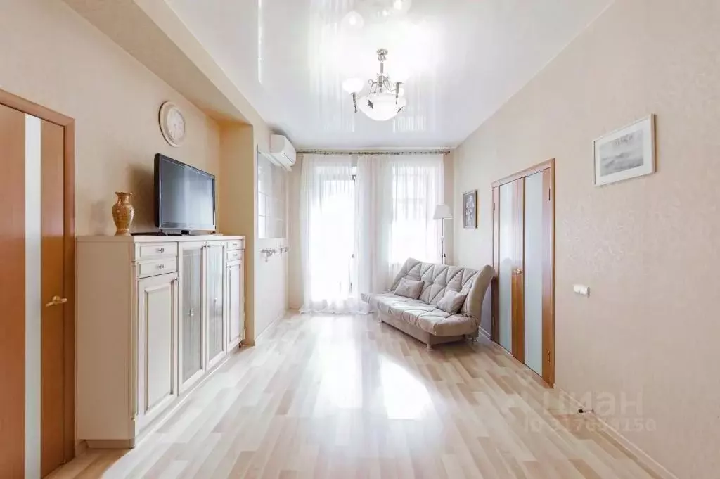 2-к кв. Татарстан, Казань ул. Некрасова, 29 (70.0 м) - Фото 0