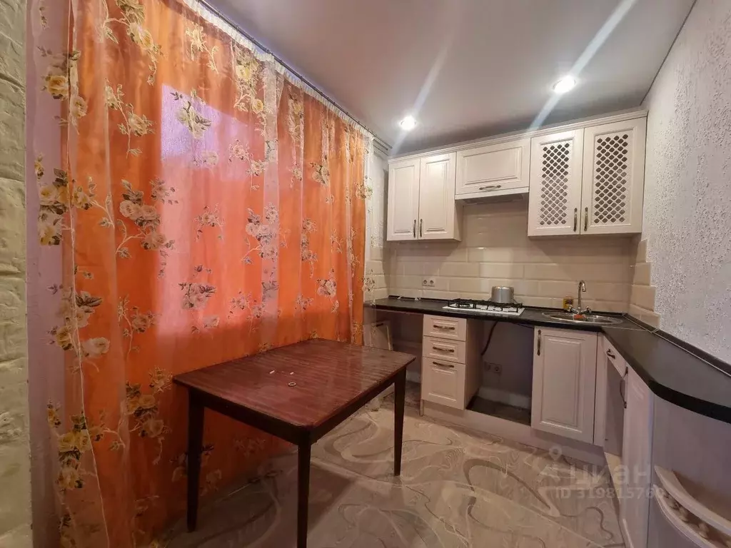 2-к кв. Саратовская область, Саратов Перспективная ул., 13 (38.0 м) - Фото 1