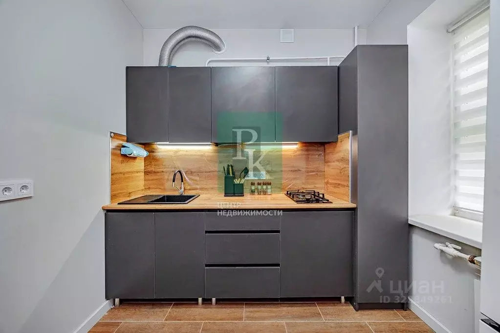 2-к кв. Севастополь, Севастополь, Балаклава г. ул. Крестовского, 43 ... - Фото 0