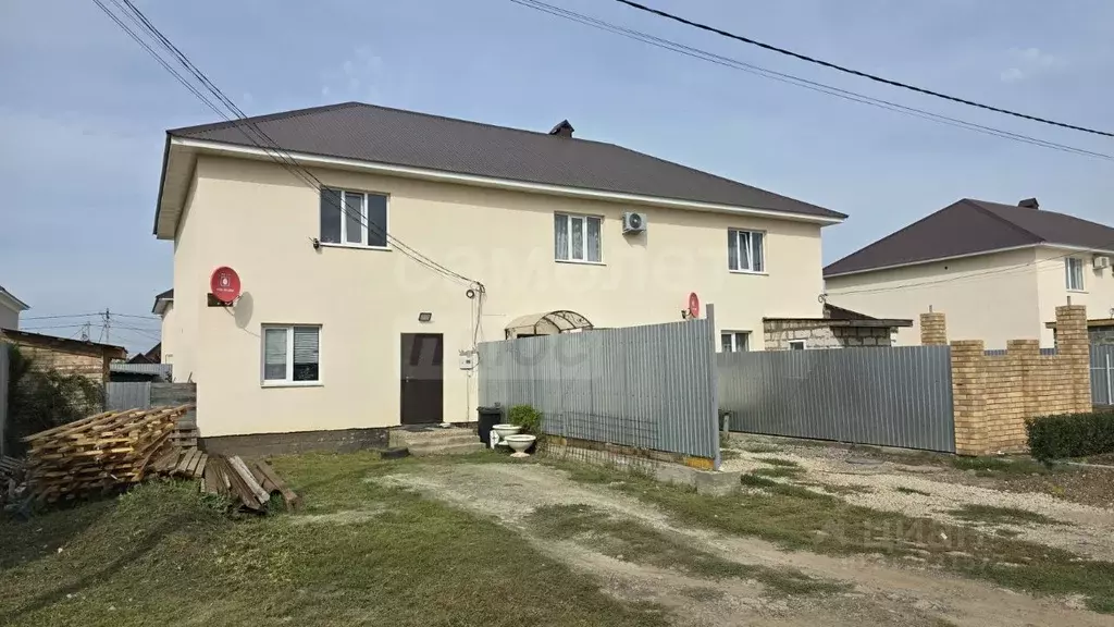 Таунхаус в Оренбургская область, Оренбургский район, с. Южный урал ул. ... - Фото 0