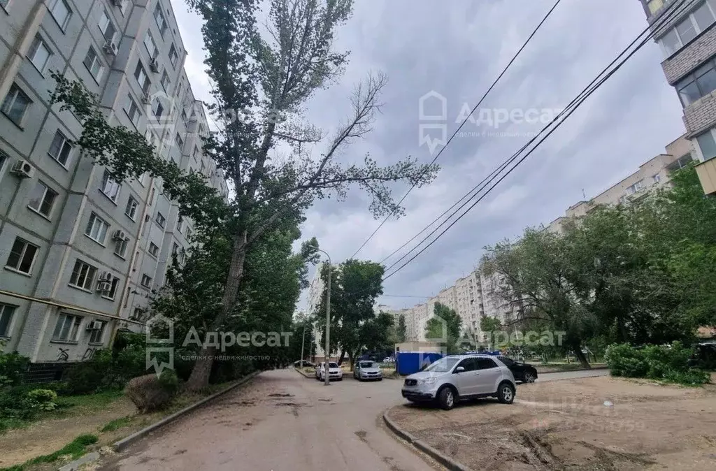 3-к кв. Волгоградская область, Волгоград ул. Маршала Еременко, 66 ... - Фото 1