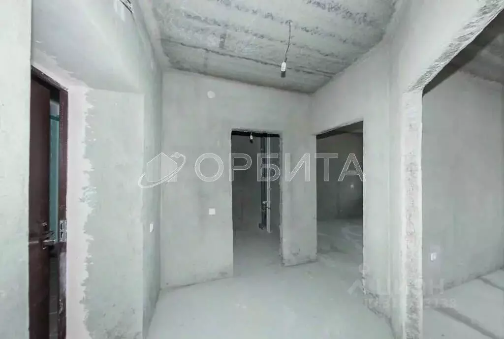 2-к кв. Тюменская область, Тюмень ул. Линейная, 11 (66.0 м) - Фото 0