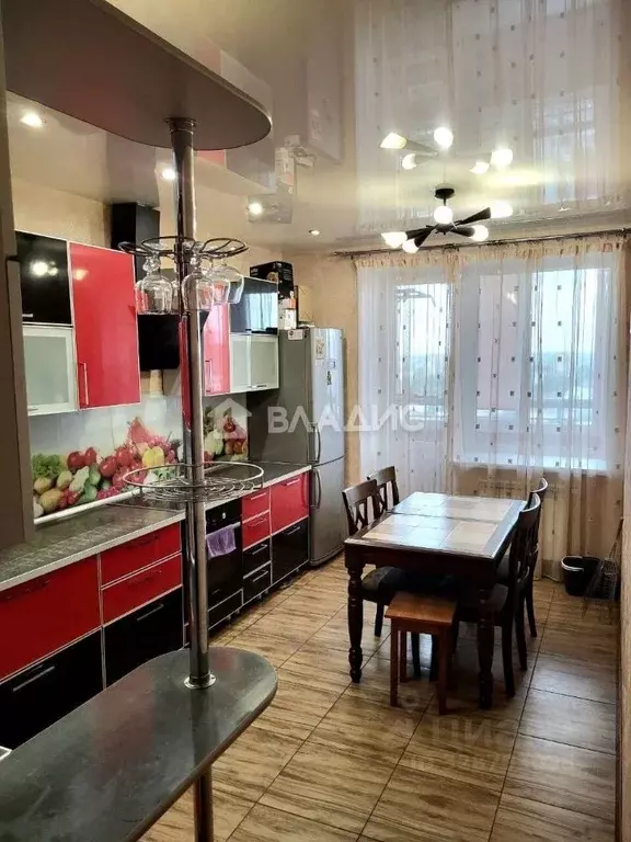 3-к кв. Волгоградская область, Волгоград бул. 30-летия Победы, 15Д ... - Фото 1